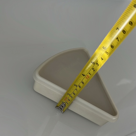 Tupperware Pie Slice Wedge Vintage Container Almond 269-11 - Picture 8 of 8